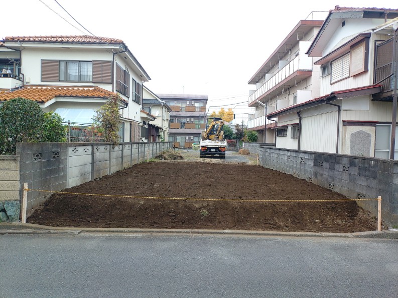 東京都立川市　万年塀撤去・地中埋設物・整地工事