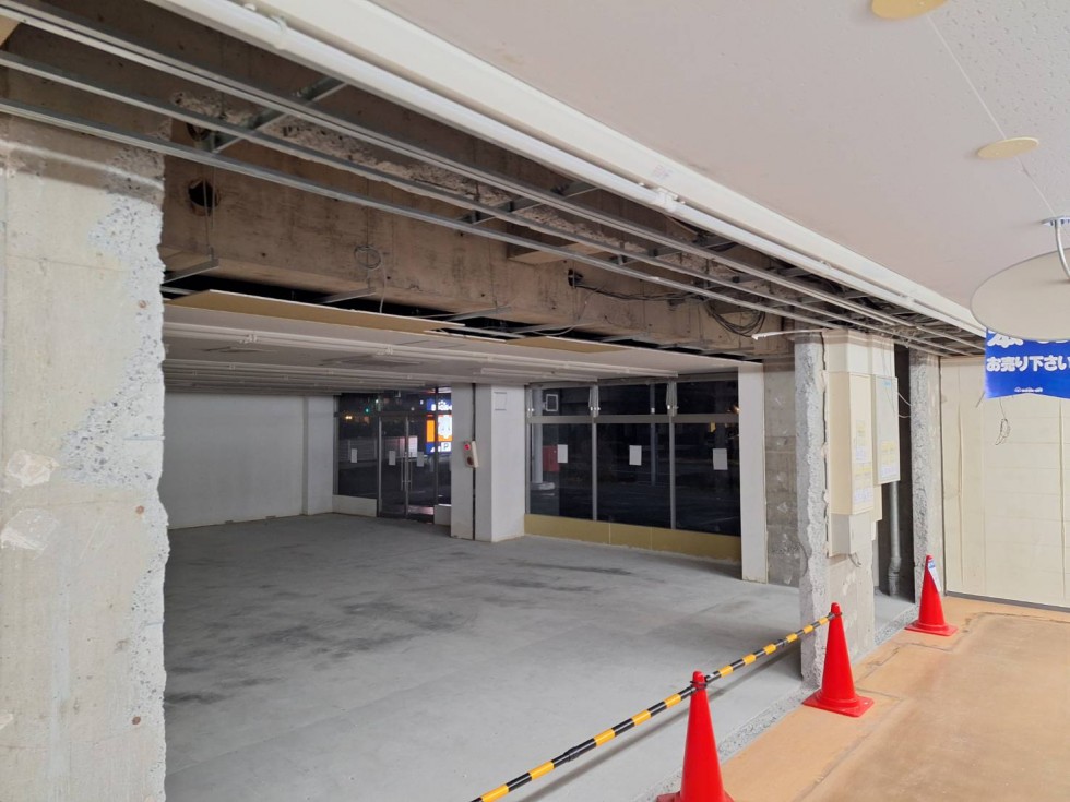 福生市　鉄筋コンクリート造壁　開口工事　